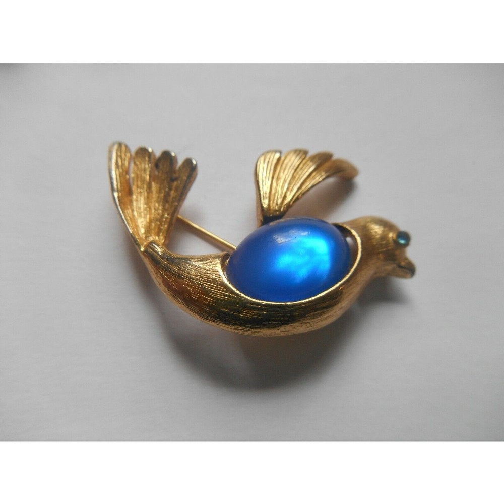 Vintage Sarah Coventry Blue Flying Bird Jelly Belly Gold Pin Brooch Signed SC